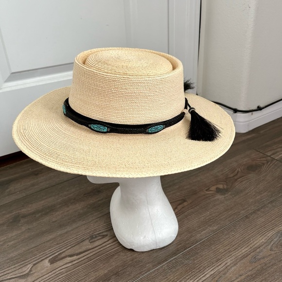 Handcuffed of Palm Leaves In Guatemala Sun Hat 7/8 (55) Sun Body Hats main image 5
